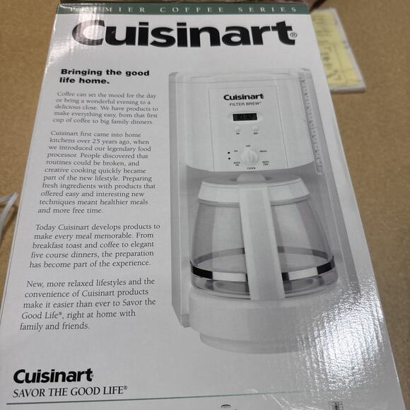 Cuisinart Filter Brew Programmable Coffee Maker Model: DCC-1000- White - NOS - Picture 4 of 6